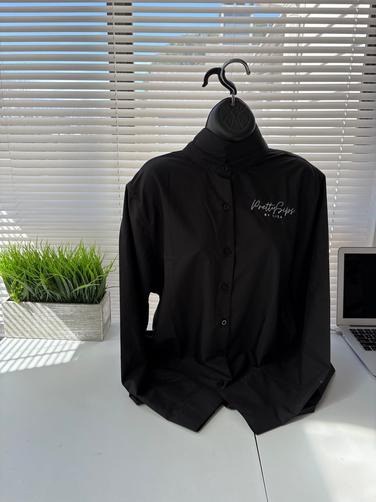 Custom Embroidered Business Blouse Button-Down